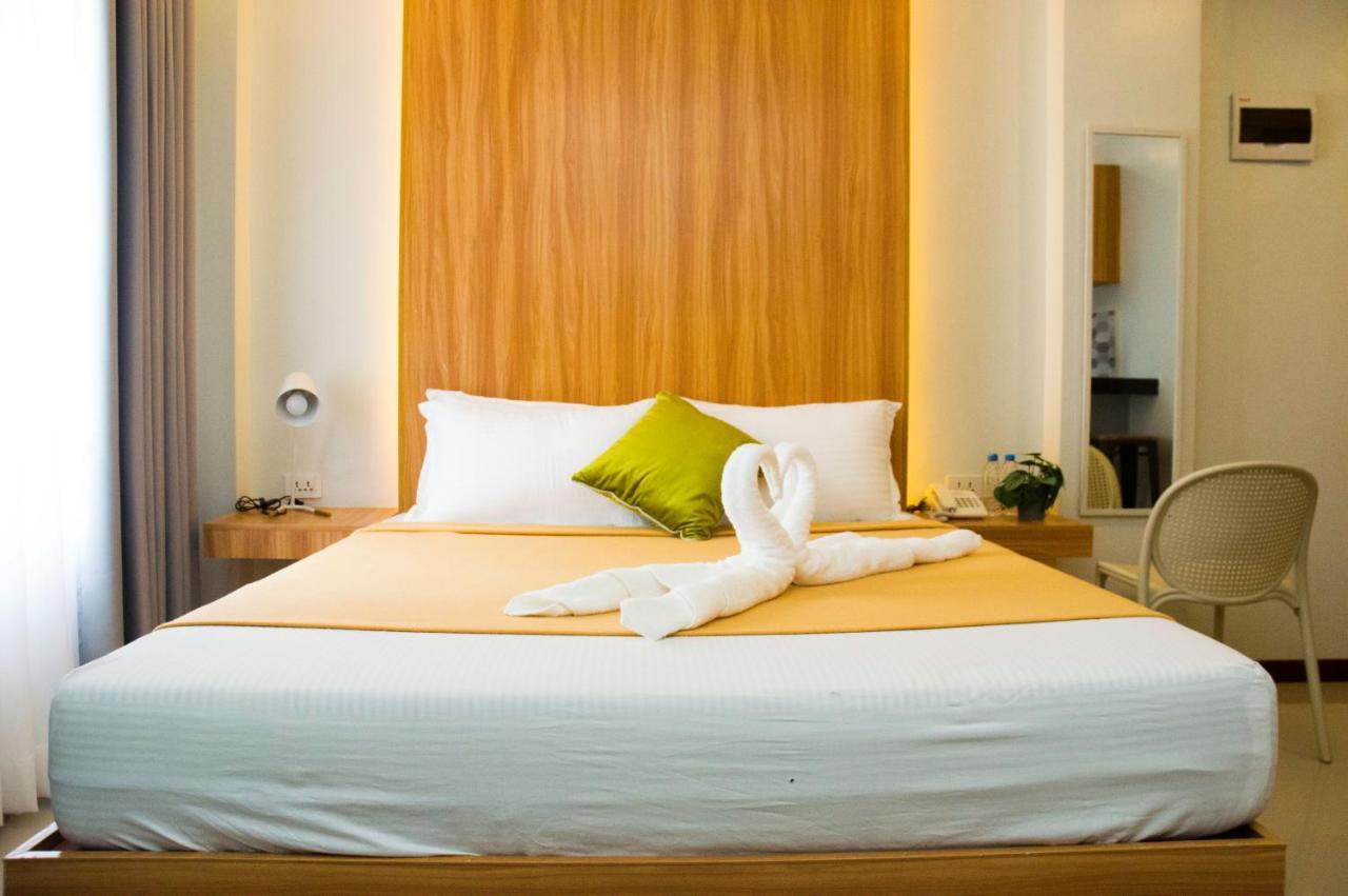Elti Suites By Bluebookers Анхелес Экстерьер фото